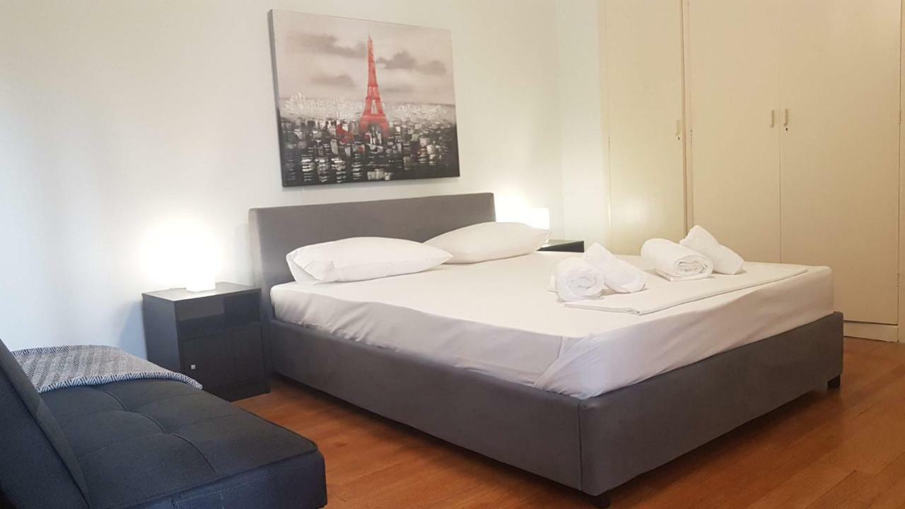 Violet Errathens Apartment - Athens Center, 7 Bd, 3 Bath Bagian luar foto
