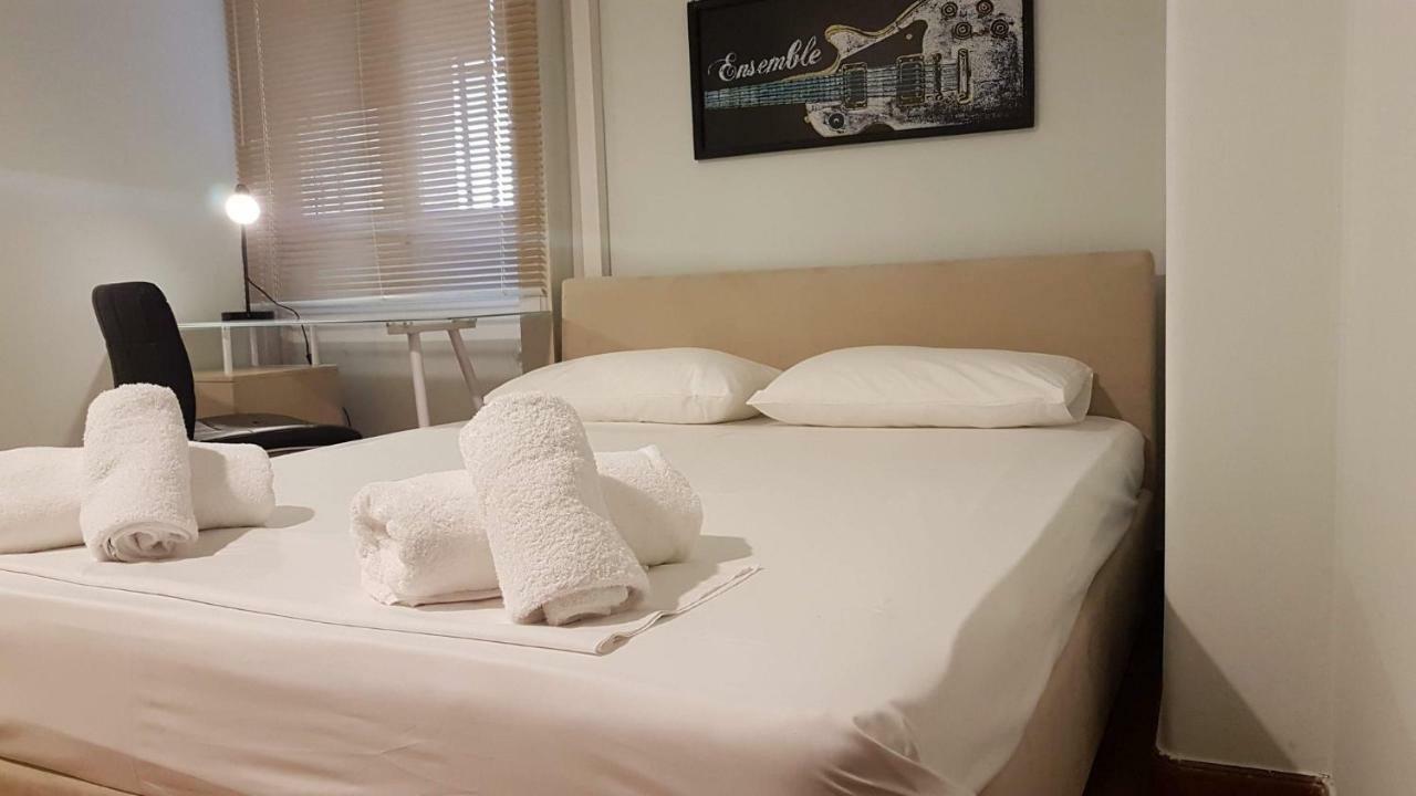 Violet Errathens Apartment - Athens Center, 7 Bd, 3 Bath Bagian luar foto